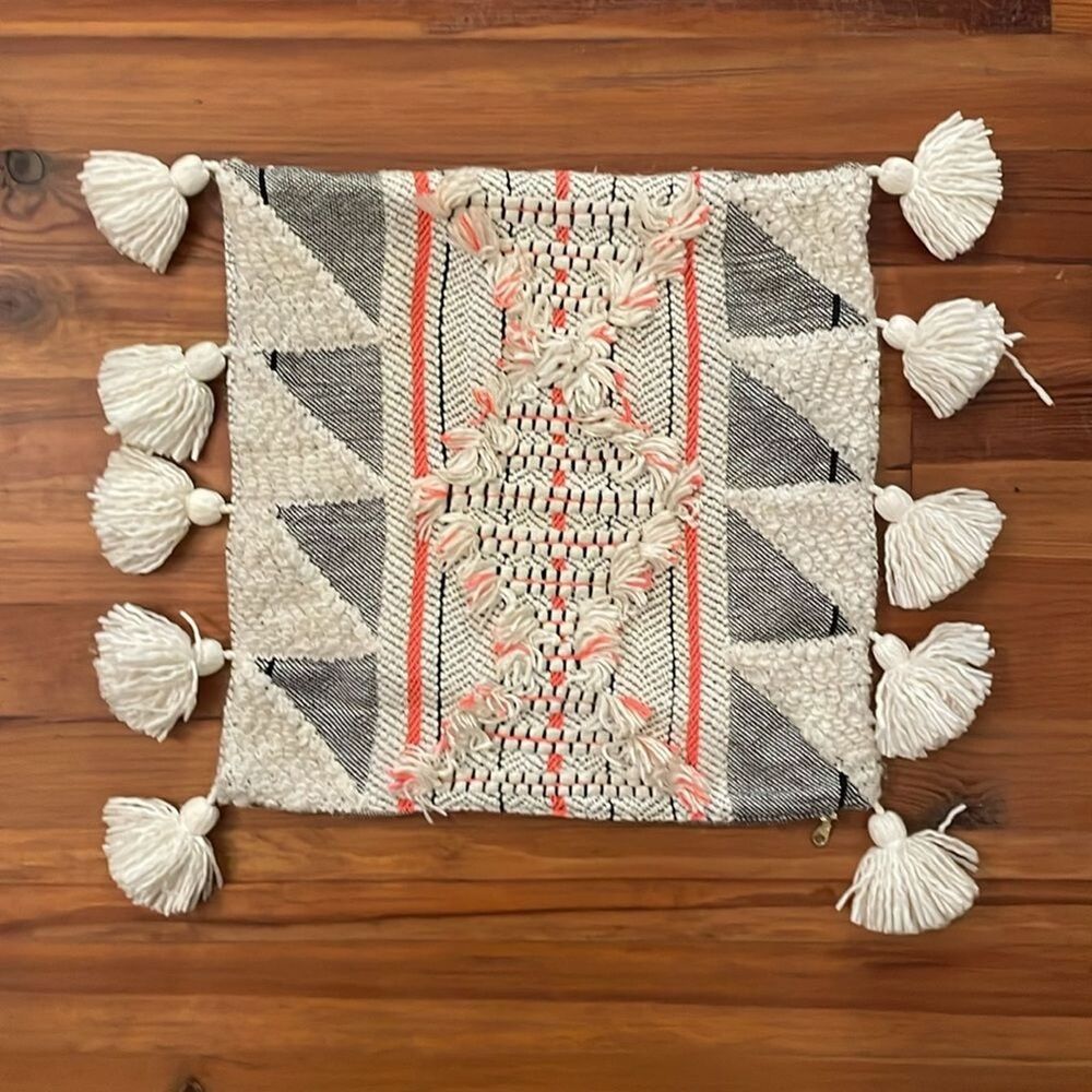 Anthropologie Edna Woven Texture Pillow Cover Tassel White Coral 18x18 in